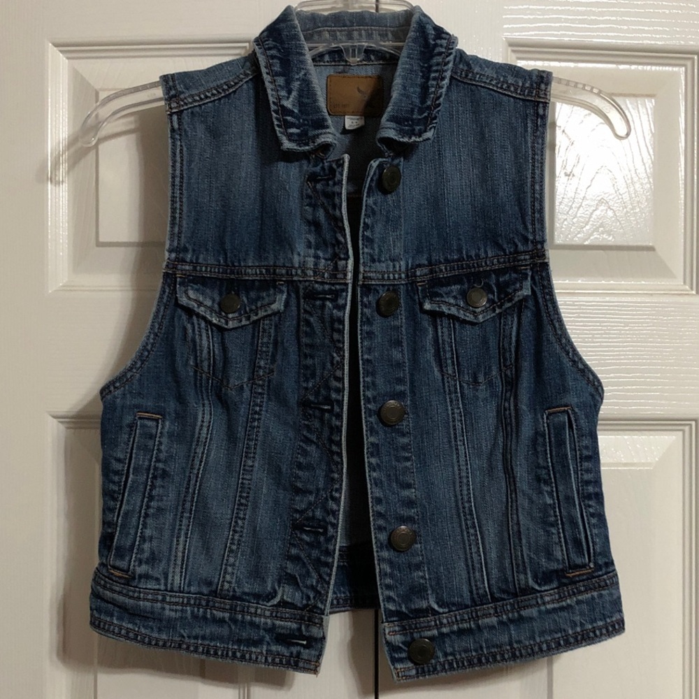 American Eagle Outfitters Blue Denim Vest Size Small